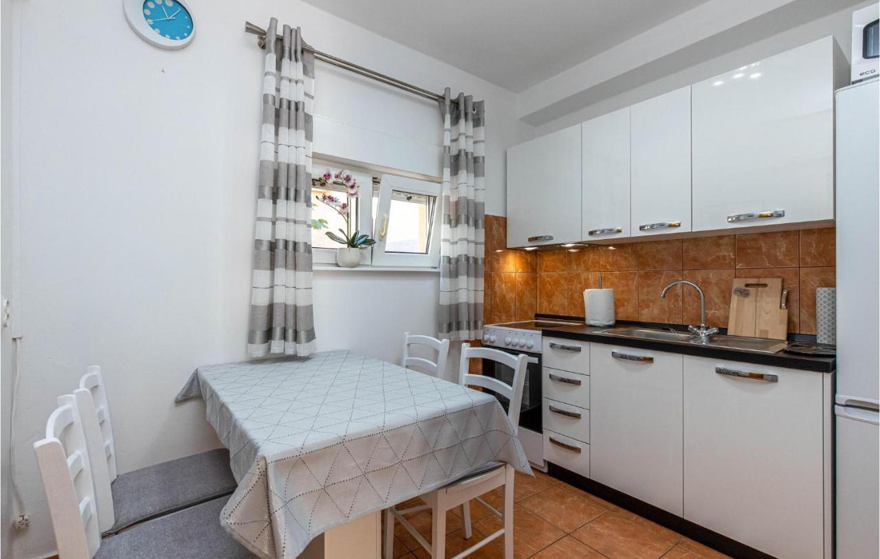 Amazing Apartment In Kostrena With 1 Bedrooms And Wifi Extérieur photo