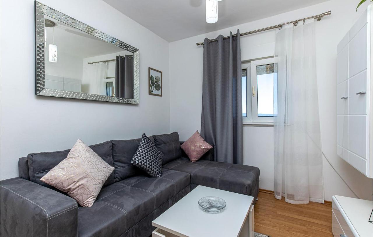 Amazing Apartment In Kostrena With 1 Bedrooms And Wifi Extérieur photo