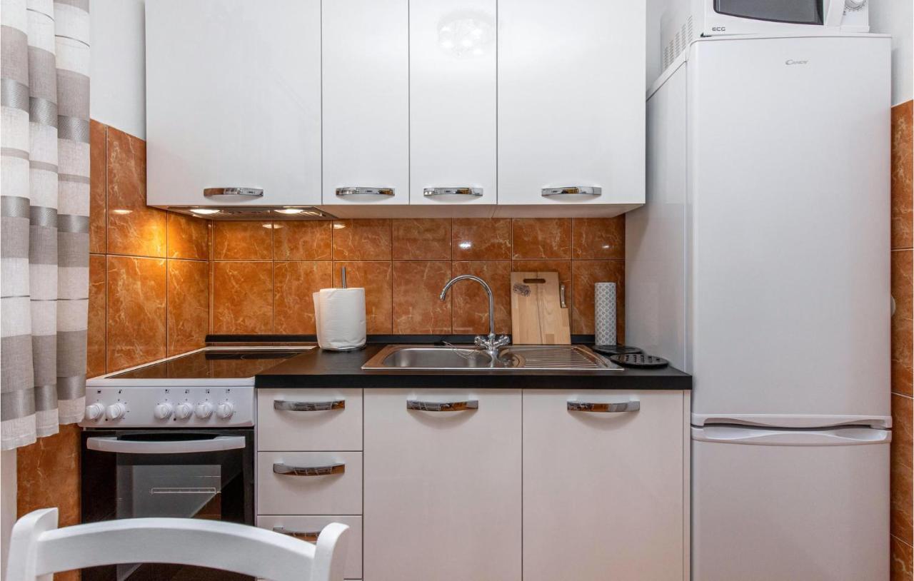 Amazing Apartment In Kostrena With 1 Bedrooms And Wifi Extérieur photo
